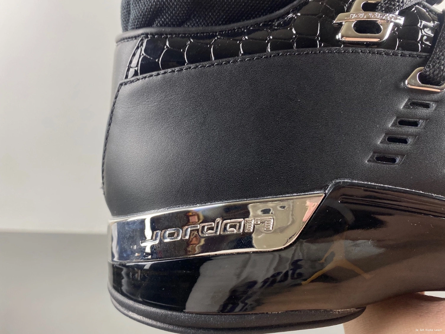 'Black Chrome' OG Low Air 303891-004 Jordan 17 1025